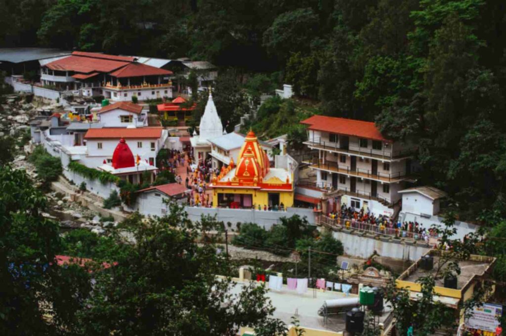 Kainchi Dhaam
